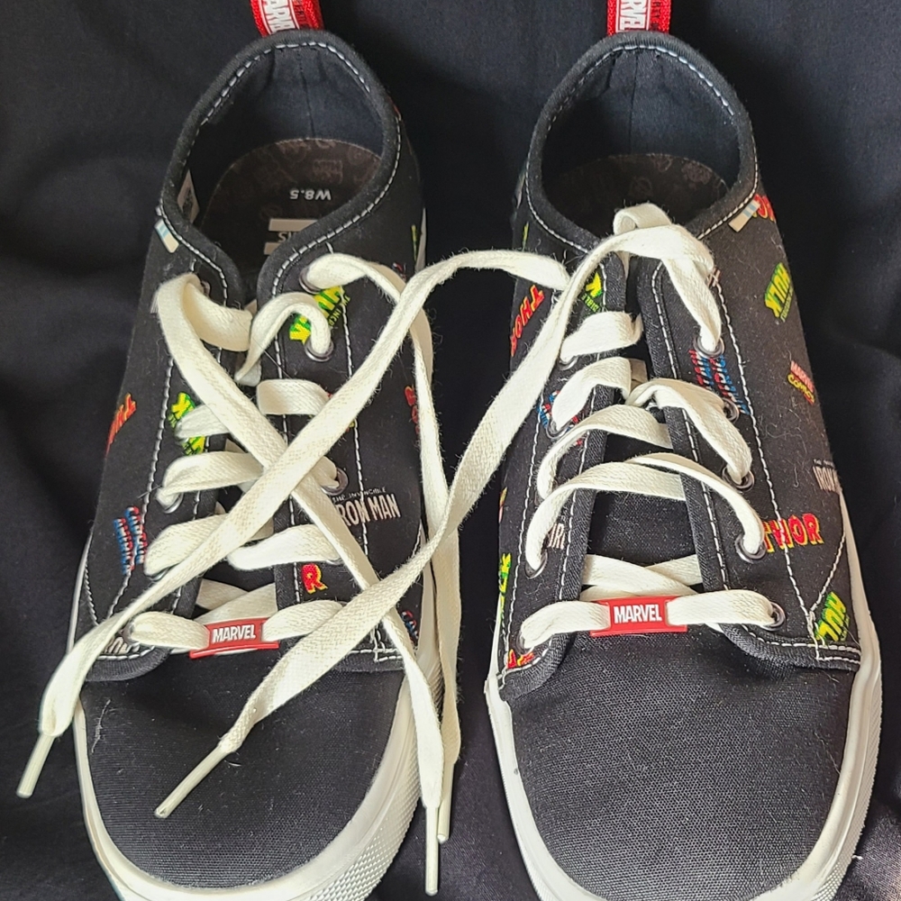 Toms Marvel Shoes - Picture 4 of 7